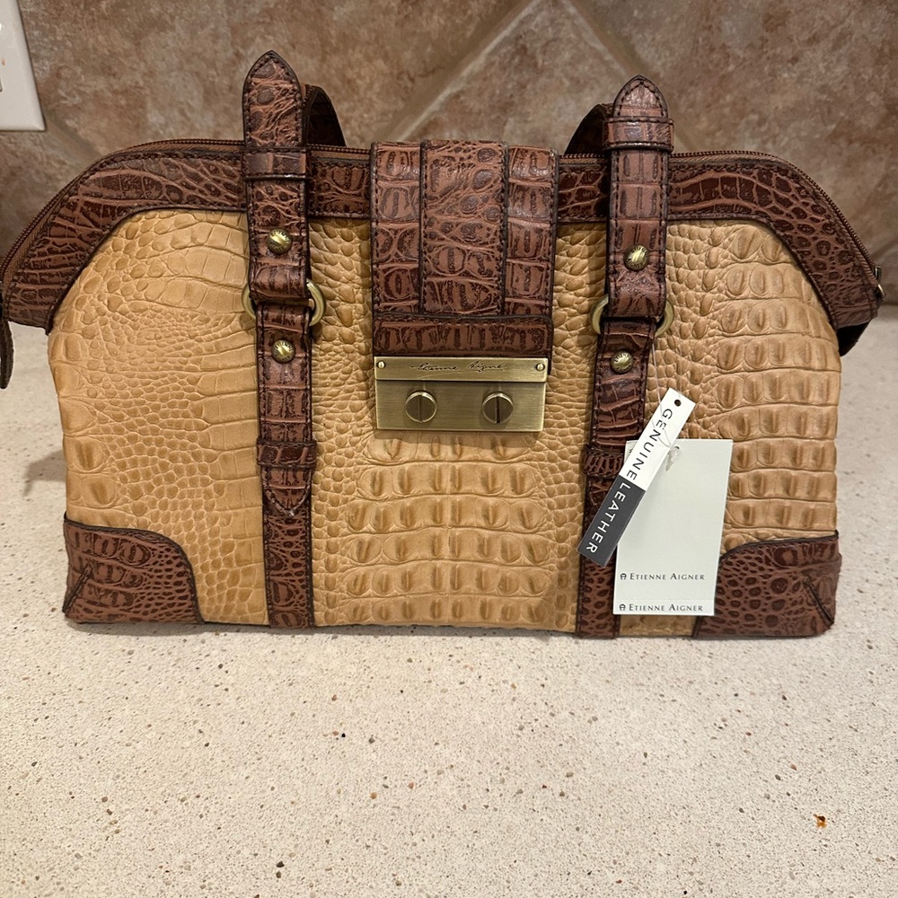 NWT-Etienne Aigner Leather EastWest Monaco Satchel